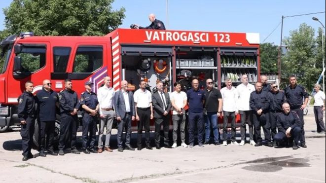 Isporučeno vatrogasno vozilo. Facebook