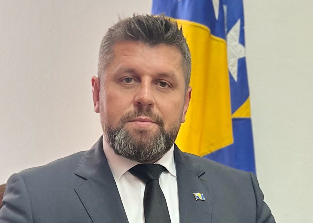 Duraković: Bošnjacima prijeti nestanak iz političkog života RS