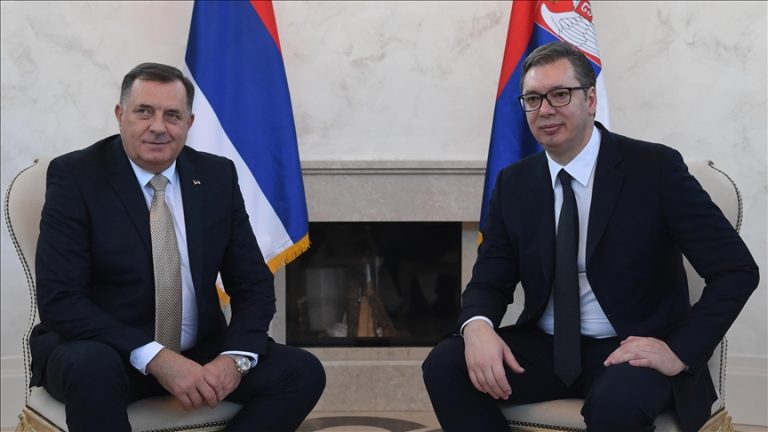 Foto: AA/Milorad Dodik i Aleksandar Vučić