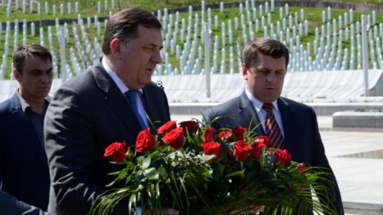 Dodik: Želi se nakloniti žrtvama. RSE