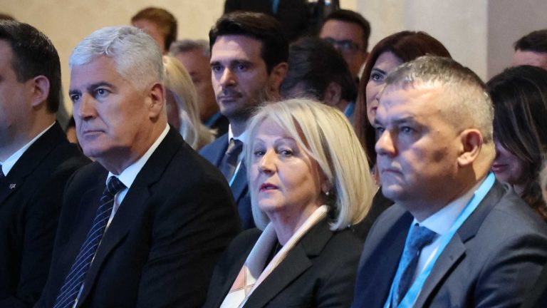 Dragan Čović na Mostar Security Forumu. Fena