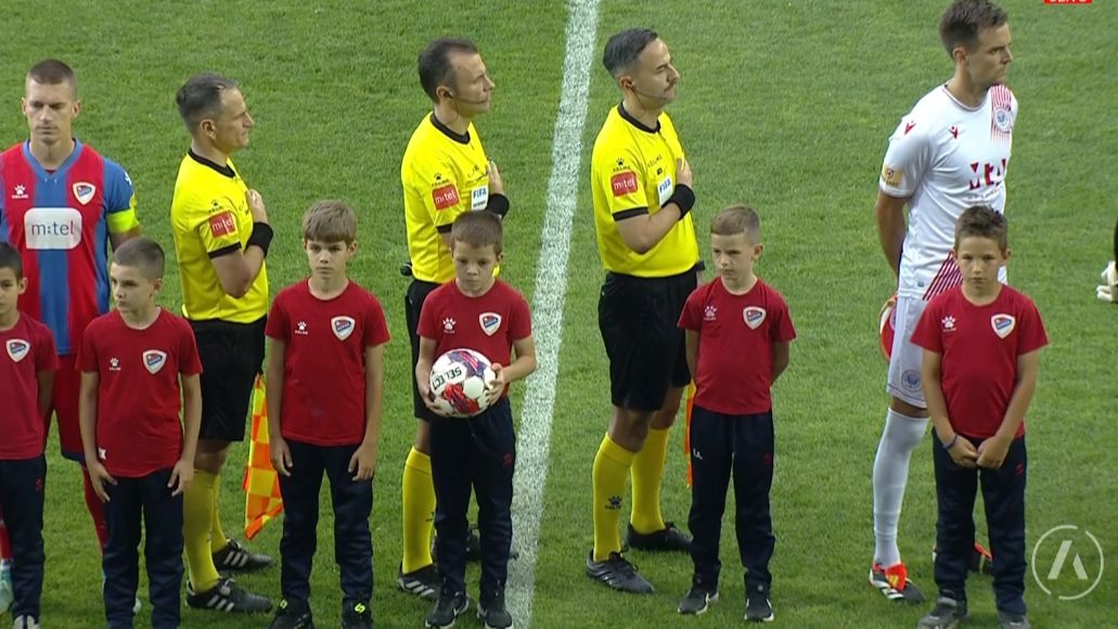 Prije početka utakmice. Screenshot / Arenasport