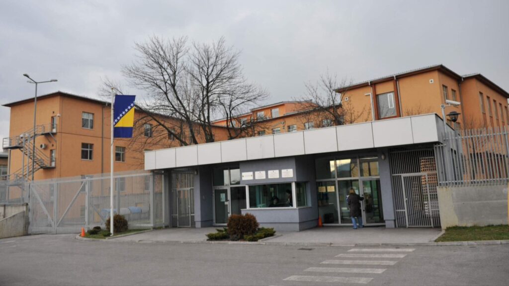 Još jedan ratni zločinac pobjegao tokom suđenja i našao utočište u Srbiji: Raspisana potjernica za Rankom Grabom