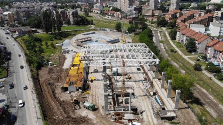 Bazeni u Zenici. JP za upravljanje sportskim objektima Zenica