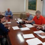 Gradonačelnik Lugavić potpisao 22 ugovora o dodjeli subvencije upraviteljima zgrada, ukupne vrijednosti 162.352,91 KM