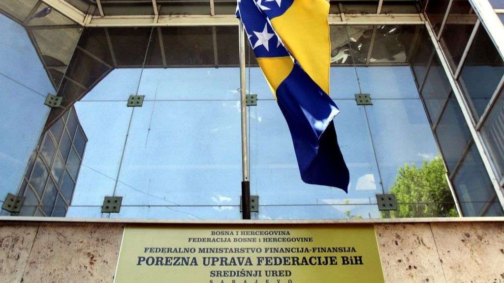 Porezna uprava. Fena