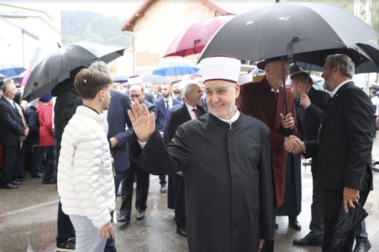 Reisul-ulema u Olovu. MINA