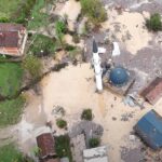 BiH: Pogledajte kako iz zraka izgleda poplavljena džamija u Donjoj Jablanici (VIDEO)