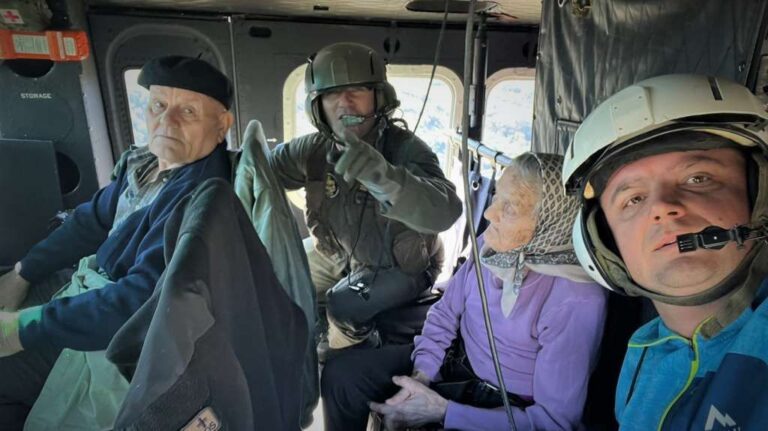 Helikopterska posada OSBiH uspješno izvela misiju. Fena