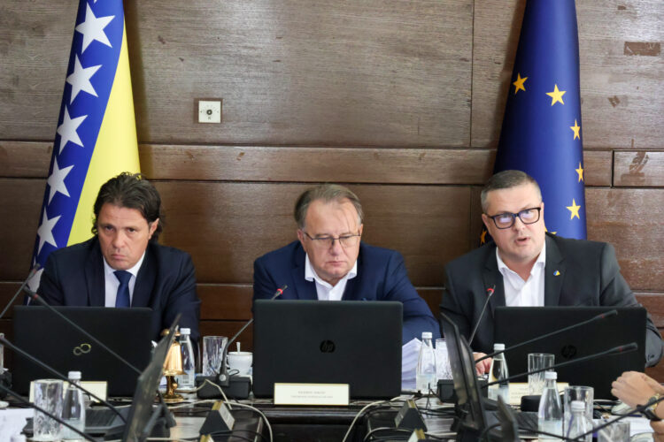 Nikšić: Vlada FBiH nastavlja s mjerama zaštite standarda radnika i stabilnije ekonomije