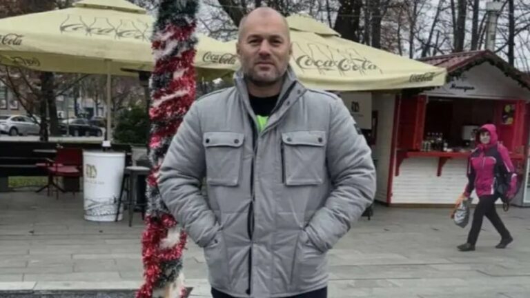 Nemanja Sjenica. Provjereno.info