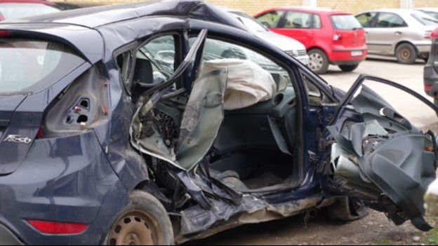 Smrskana vozila. BN TV