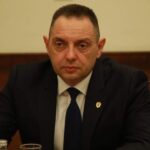 Vulin ponovo šokira, studentima koji su se okupili u Banjoj Luci poručio: “Poselamio vas sve Naser Orić”