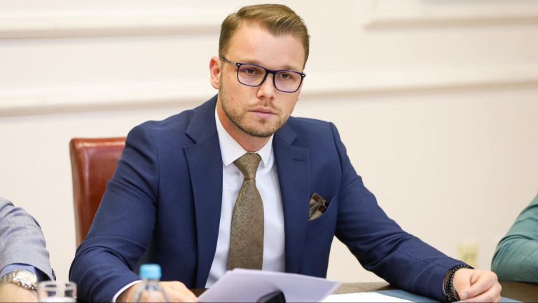 Draško Stanivuković. Facebook