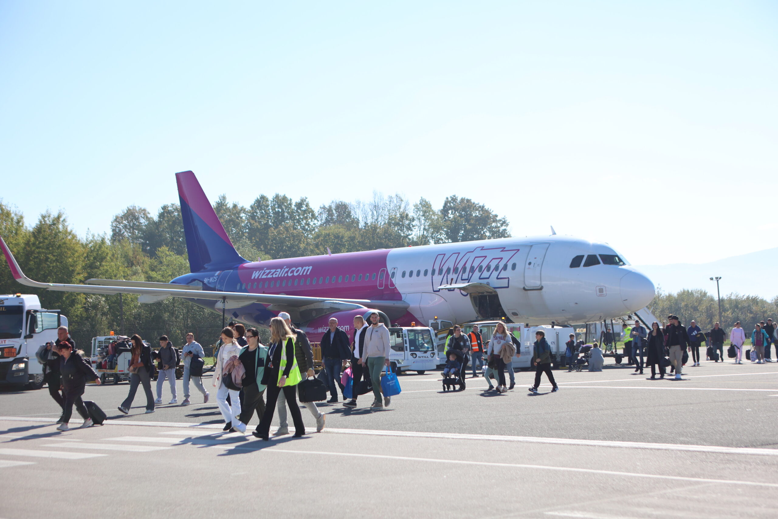 WIZZ AIR - Foto Blicko