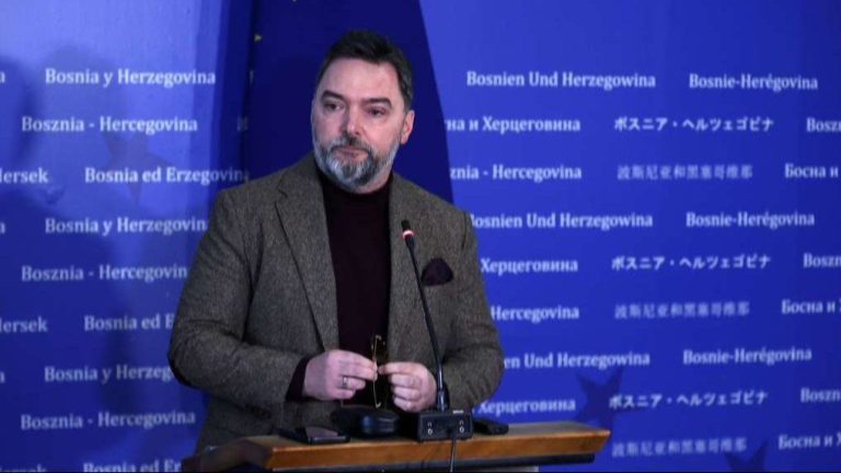 Staša Košarac. Fena