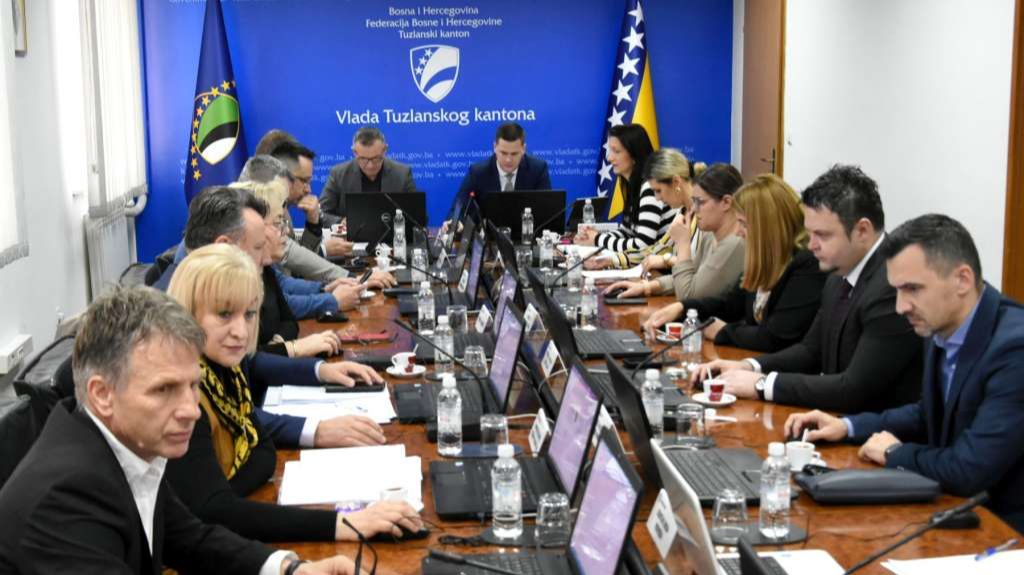 Vlada Tuzlanskog kantona. TK