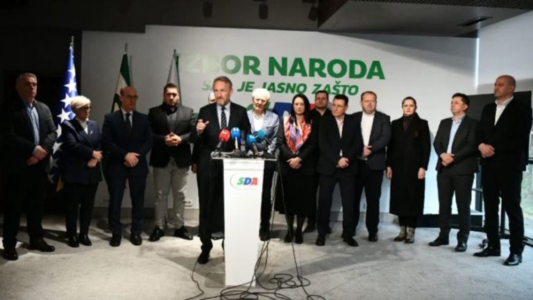 SDA: Dodikov režim crta metu na čelo Mahmutoviću. Facebook