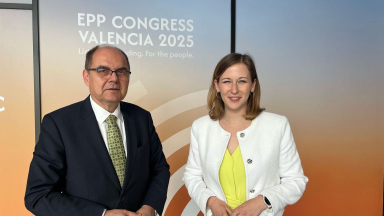 Šmit u Valensiji. OHR