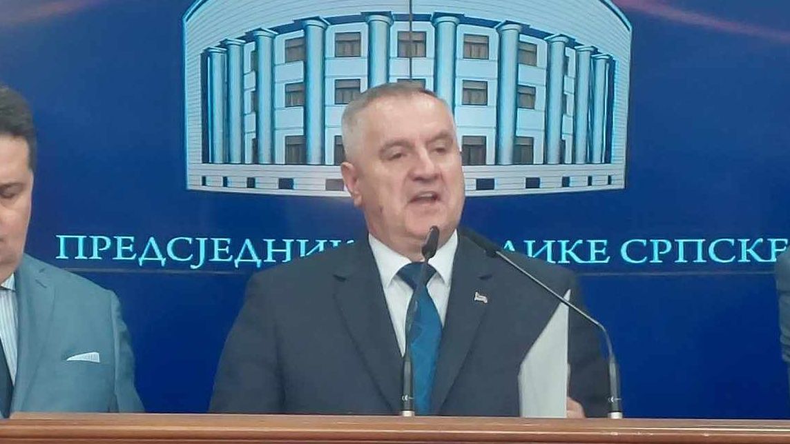 Radovan Višković. Avaz