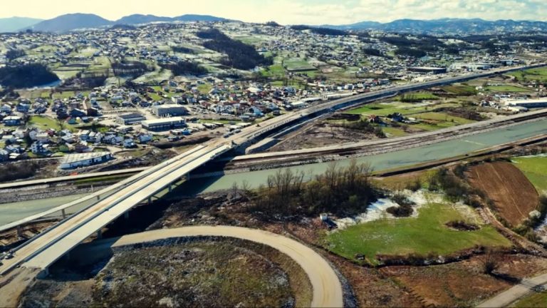 Putnikovo Brdo - Medakovo. Youtube