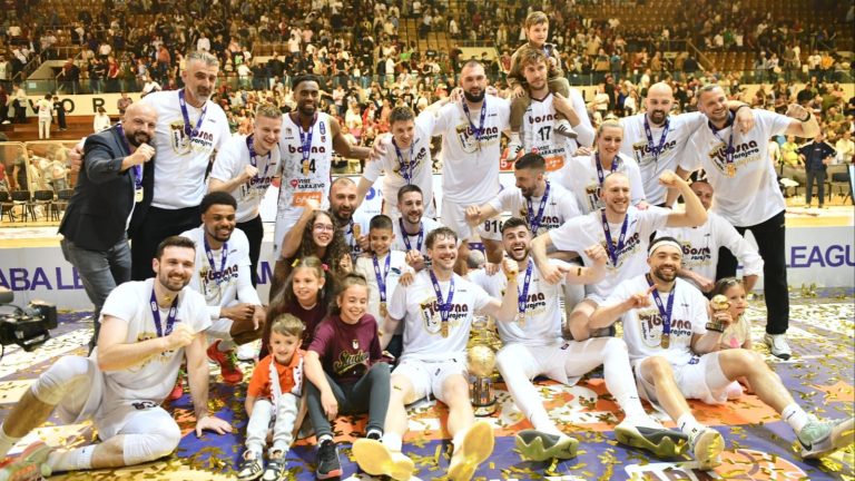 Veliko slavlje. Facebook