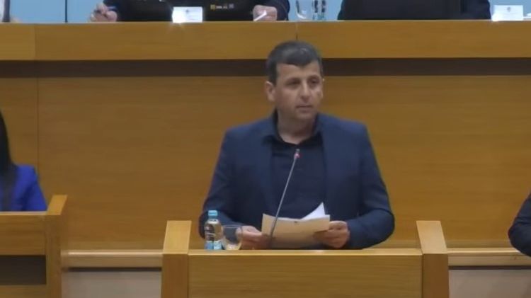 Nebojša Vukanović. Screenshot