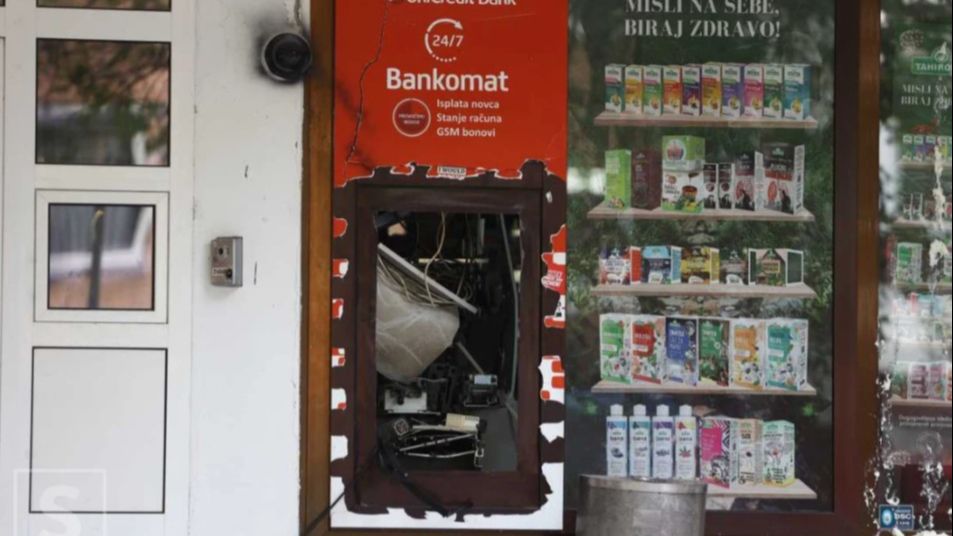 Raznesen bankomat. Dž. K. / Radiosarajevo.ba