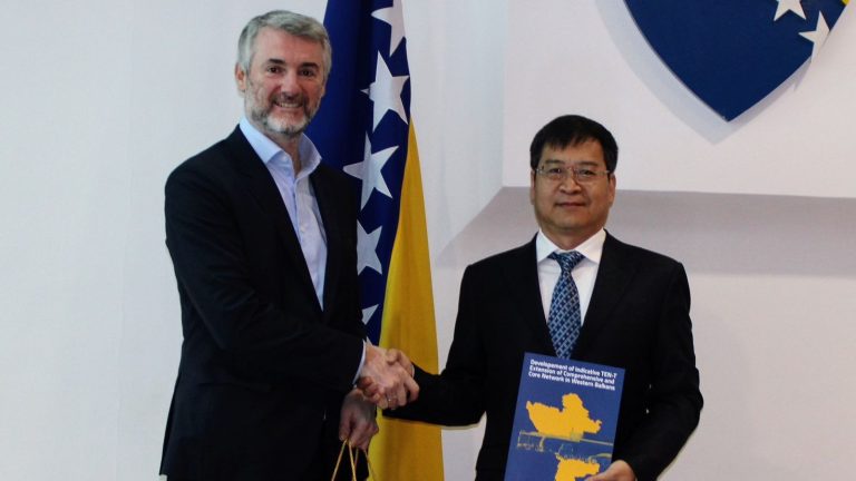 Forto sa Lijunom. Press