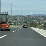 BIHAMK: Situacija u saobraćaju na većini puteva povoljna, mogući odroni