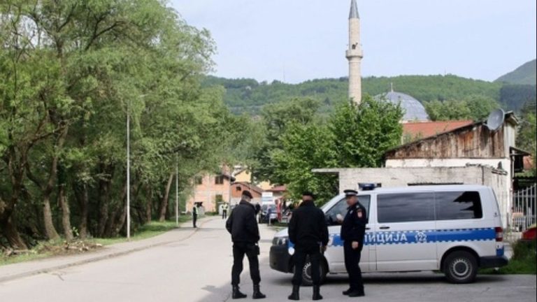 Intervenirala policija u Foči. Facebook