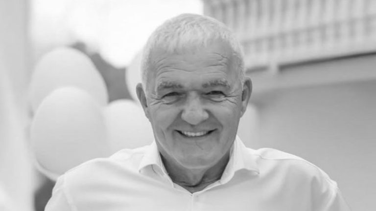 Nijaz Duraković. Facebook