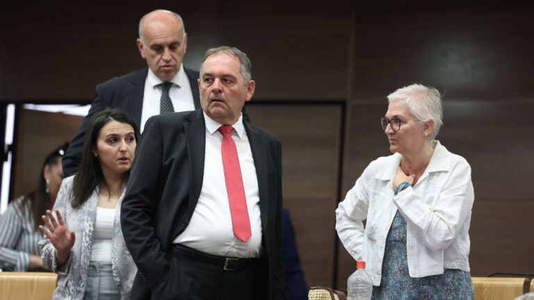 Dom naroda PFBiH. Fena