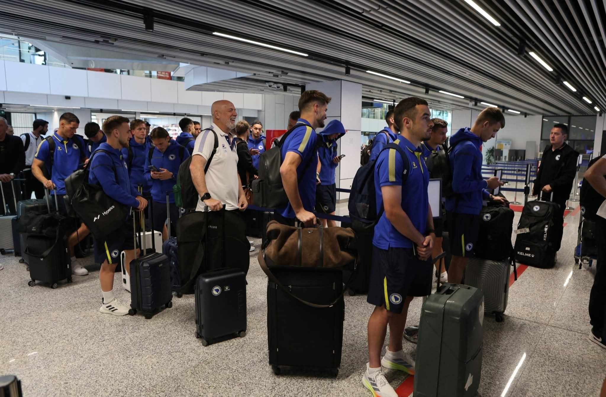 Fudbalska reprezentacija BiH. Avaz