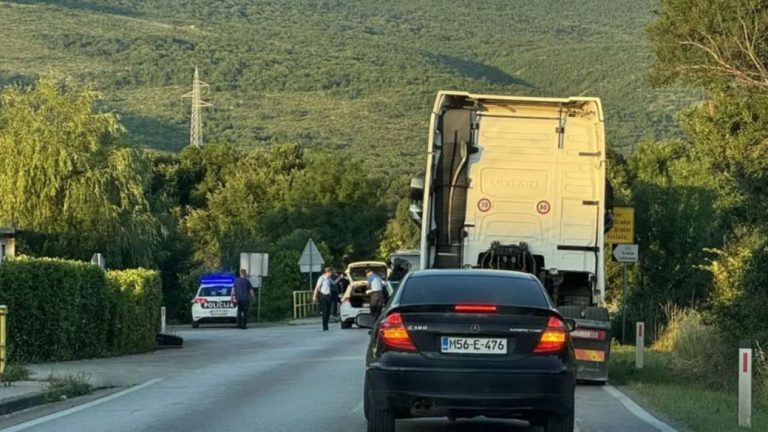 Saobraćaj bio kratko obustavljen. Bljesak.info