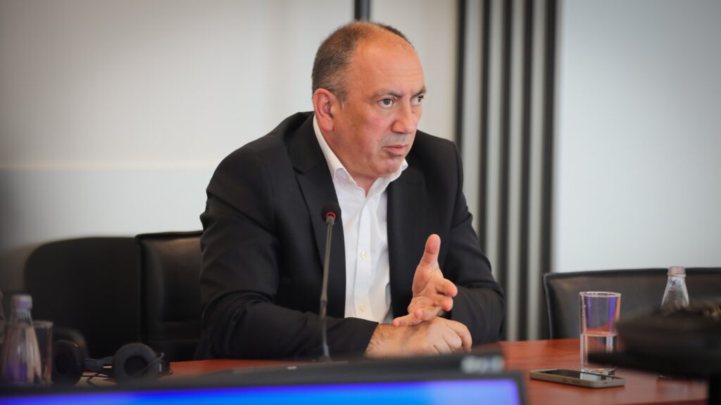 Crnadak uzburkao javnost: Tri primjera kao dokaz da je Republika Srpska postala “privatna država”