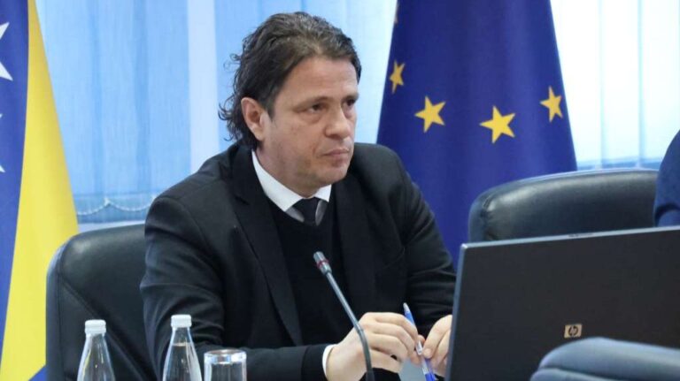 Toni Kraljević. platforma X