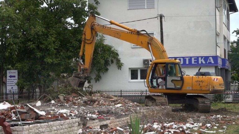 Radovi na obnovi Hadži Pašine džamije. FENA