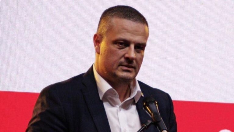 Vojin Mijatović. Facebook