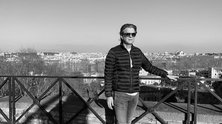 Slobodan Vasković. Facebook