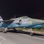 Borbeni avion drumom stigao iz Laktaša u Banja Luku: Pogledajte kako izgleda
