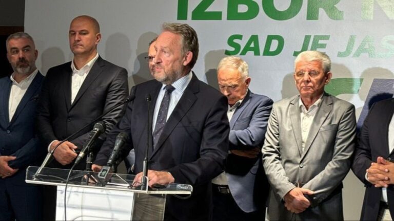 SDA: Traže od Šmita posebna izborna pravila za Srebrenicu. Avaz