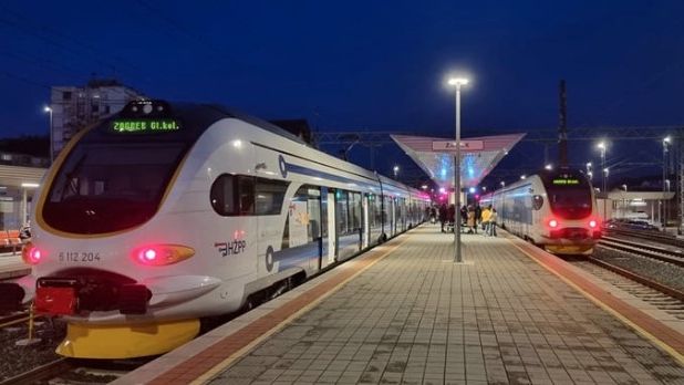 Noćni prijevoz. Facebook