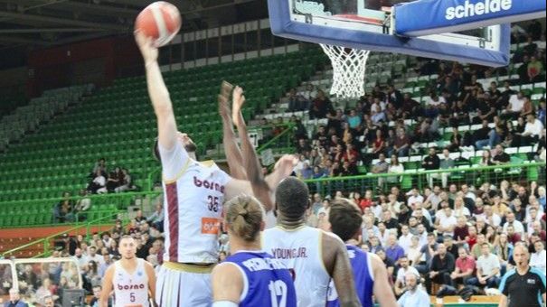 Bosna: Igra grupnu fazu. Avaz