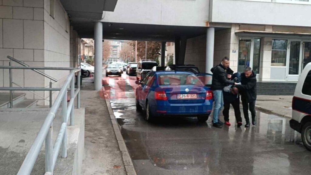 Određen pritvor Velemiru Gurdeljeviću koji se sumnjiči za oružanu pljačku zlatare u Kalesiji