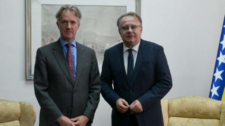 Rajli i Nikšić. Vlada FBiH