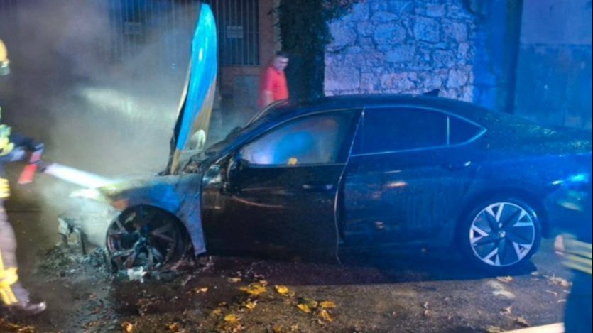 Oglasio se MUP HNK o podmetanju požara na službeno vozilo koje koristi Kordić