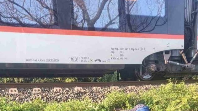 Pješaka udario voz. Avaz (Fotografija ne prikazuje događaj iz teksta)