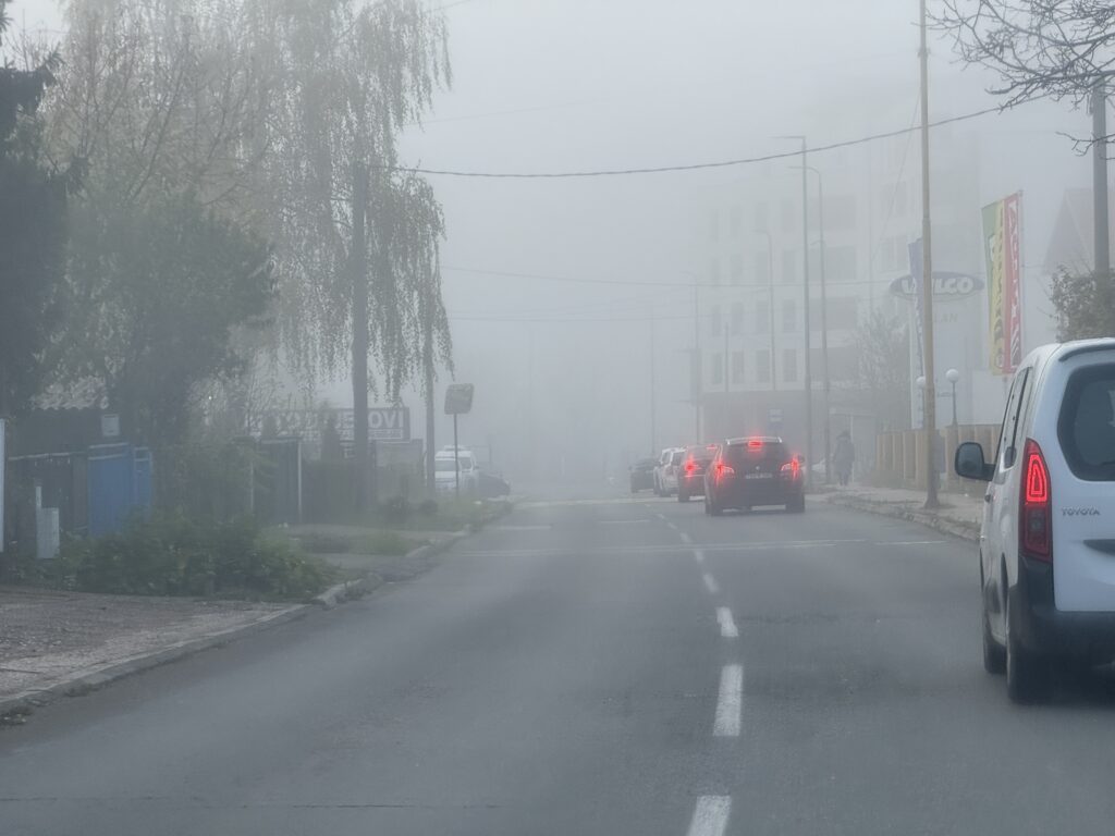 Stanje na putevima u BiH: Vozite oprezno, magla smanjuje vidljivost