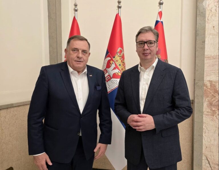 Dodik i Vučić. Platforma X